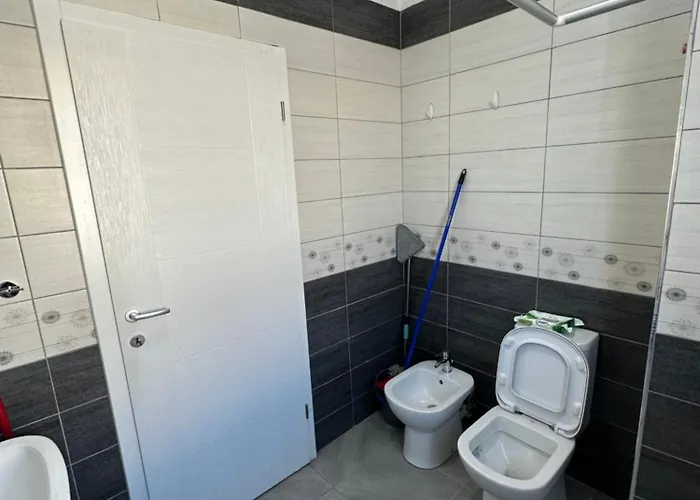 Horizon Peak * Tirana