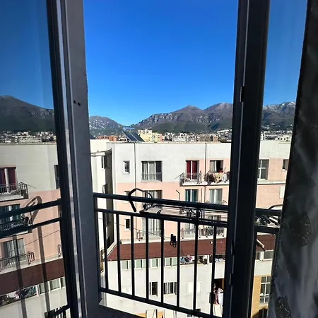 Horizon Peak Τίρανα