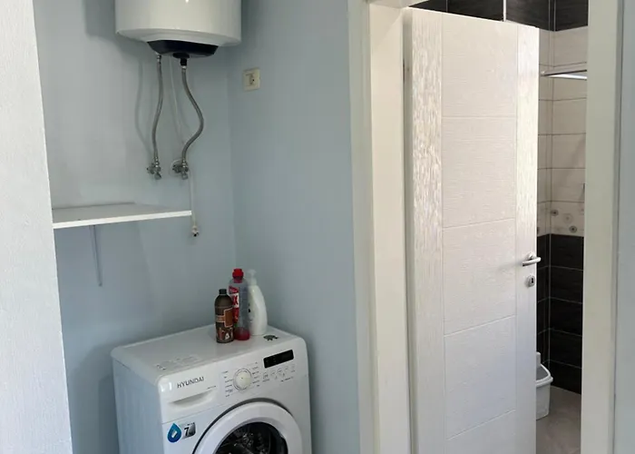 Horizon Peak * Τίρανα