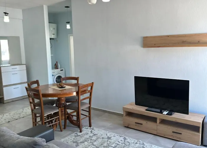 Horizon Peak * Tirana